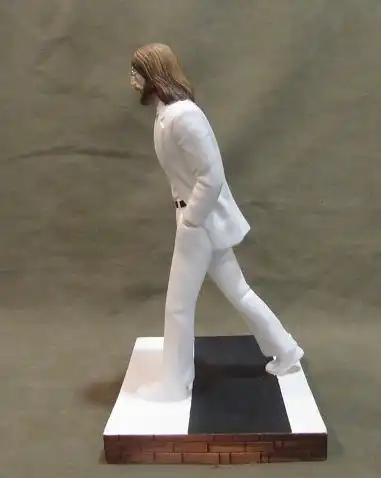 Eine Statuette von John Lennon. Autorenarbeit. Porzellan
