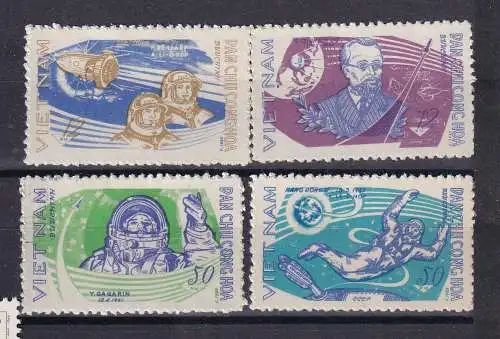 Vietnam  Nr 401/04 Ohne Gummierung (*)