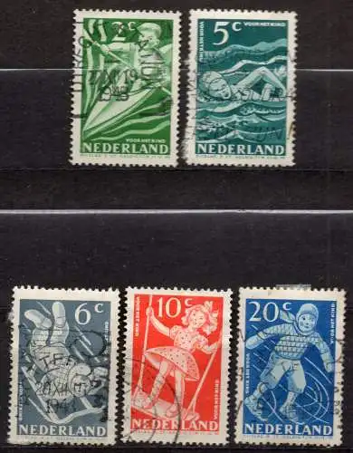 Niederlande, Mi-Nr. 511 - 515 gest., kompl., "Voor het Kind" 1948