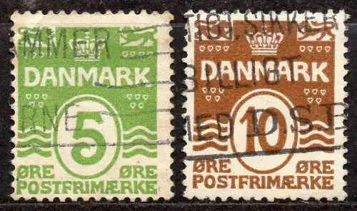 Dänemark, Mi-Nr. 182 + 184 gest., Wellenlinien mit 18 Herzchen