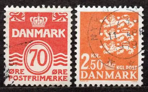 Dänemark, Mi-Nr. 525 x + 526 gest., Wellenlinien + kleines Reichswappen