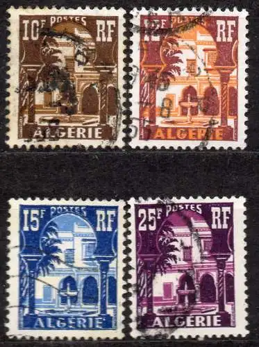 Algerien, Mi-Nr. 326 - 329 gest., kompl., Maurischer Hof des Museums von Bardo