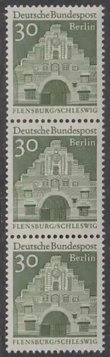 BERLIN 1966 Michel-Nummer 274 postfrisch vert.STRIP(3) - Deutsche Bauwerke aus zwölf Jahrhunderten: Nordertor, Flensburg