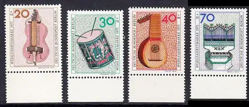 BERLIN 1973 Michel-Nummer 459-462 postfrisch SATZ(4) EINZELMARKEN RÄNDER unten - Musikinstrumente