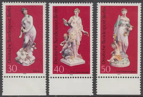 BERLIN 1974 Michel-Nummer 478-480 postfrisch SATZ(3) EINZELMARKEN RÄNDER unten - Berliner Porzellan