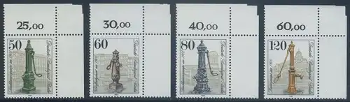 BERLIN 1983 Michel-Nummer 689-692 postfrisch SATZ(4) EINZELMARKEN ECKRÄNDER oben rechts - Historische Straßenpumpen in Berlin