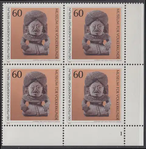 BERLIN 1984 Michel-Nummer 710 postfrisch BLOCK ECKRAND unten rechts (FN) - Kunstschätze in Berliner Museen: Göttin mit dem Perlenturban (Museum für Völkerkunde)