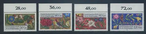 BERLIN 1985 Michel-Nummer 744-747 postfrisch SATZ(4) EINZELMARKEN RÄNDER oben (c) - Miniaturen: Streublumen, Beeren, Vögel und Insekten