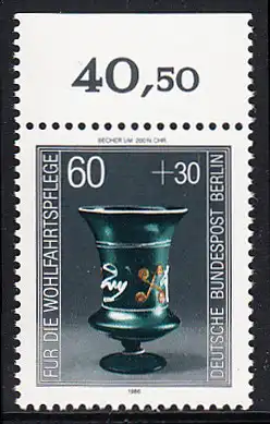 BERLIN 1986 Michel-Nummer 766 postfrisch EINZELMARKE RAND oben (b) - Kostbare Gläser: Becher mit Schlangenfadenmuster