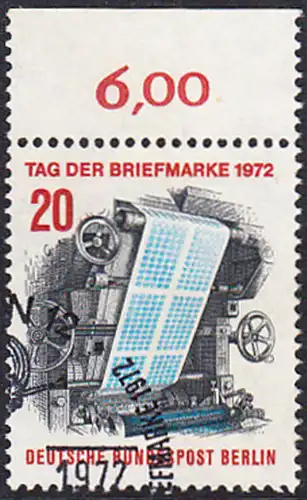 BERLIN 1972 Michel-Nummer 439 gestempelt EINZELMARKE RAND oben (c)