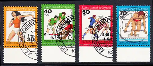 BERLIN 1976 Michel-Nummer 517-520 gestempelt SATZ(4) EINZELMARKEN RÄNDER unten