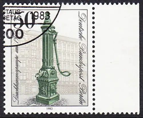 BERLIN 1983 Michel-Nummer 689 gestempelt EINZELMARKE RAND rechts (c)