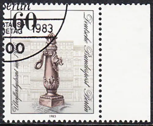BERLIN 1983 Michel-Nummer 690 gestempelt EINZELMARKE RAND rechts (b)
