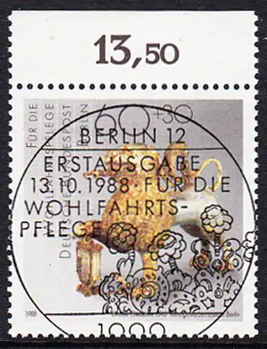 BERLIN 1988 Michel-Nummer 819 gestempelt EINZELMARKE RAND oben