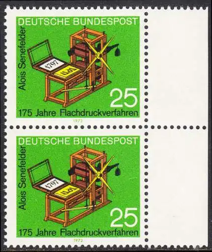 BUND 1972 Michel-Nummer 0715 postfrisch vert.PAAR RÄNDER rechts