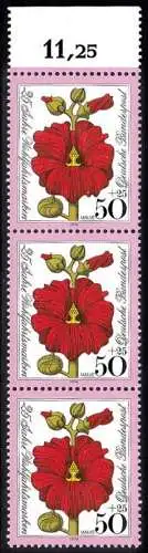 BUND 1974 Michel-Nummer 0820 postfrisch vert.STRIP(3) RAND oben