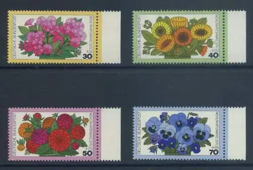 BUND 1976 Michel-Nummer 0904-0907 postfrisch SATZ(4) EINZELMARKEN RÄNDER rechts