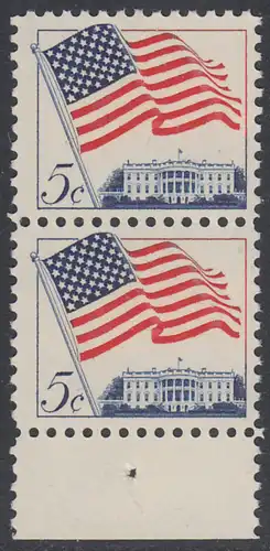 USA Michel 0838 / Scott 1208 postfrisch vert.PAAR Rand unten - Flagge und Weißes Haus