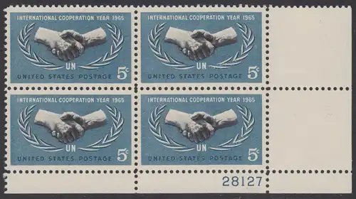 USA Michel 0882 / Scott 1266 postfrisch PLATEBLOCK ECKRAND unten rechts m/Platten-# 28127 (a) - Jahr der internationalen Zusammenarbeit, 20 Jahre Vereinte Nationen (UNO)