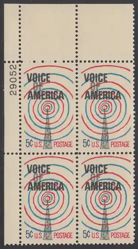 USA Michel 0927 / Scott 1329 postfrisch PLATEBLOCK ECKRAND oben links m/ Platten-# 29052 - Radiosender „Stimme Amerikas“; Sendemast mit ausstrahlenden Radiowellen