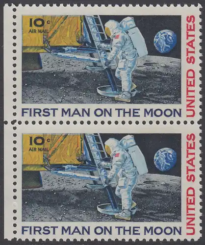 USA Michel 0990 / Scott C076 postfrisch vert.PAAR RÄNDER links- Erste bemannte Mondlandung; Astronaut Neil Armstrong betritt als erster Mensch den Mond