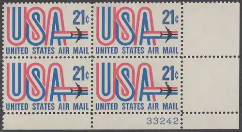 USA Michel 1036 / Scott C081 postfrisch Luftpost-PLATEBLOCK ECKRAND unten rechts m/ Platten-# 33242 - Schriftbild USA, Düsenverkehrsflugzeug