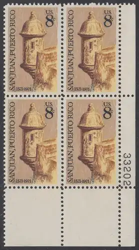 USA Michel 1049 / Scott 1437 postfrisch PLATEBLOCK ECKRAND unten rechts m/ Platten-# 33202 (c) - 450 Jahre San Juan, Puerto Rico; Wachturm der El-Morro-Festung