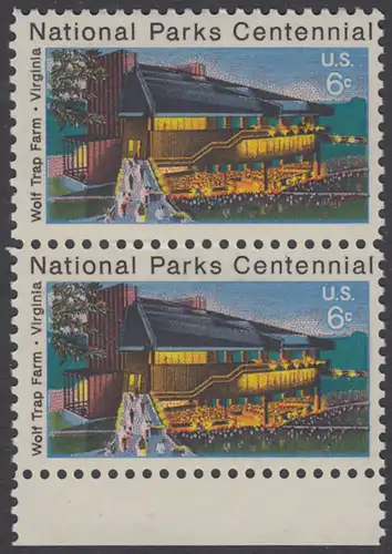 USA Michel 1068 / Scott 1452 postfrisch vert.PAAR RAND unten - 100 Jahre Nationalparks: Wolf Trap Farm, VA; Theater im Wolf-Trap-Farm-Nationalpark, Virginia