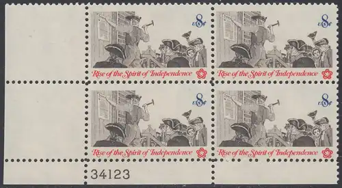 USA Michel 1094 / Scott 1477 postfrisch PLATEBLOCK ECKRAND unten links m/ Platten-# 34123 (a) - 200 Jahre Unabhängigkeit der Vereinigten Staaten von Amerika (1976): Nachrichtenwesen zur Kolonialzeit; Anschlagen eines Flugblattes