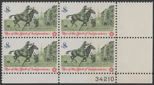 USA Michel 1107 / Scott 1478 postfrisch PLATEBLOCK ECKRAND unten rechts m/ Platten-# 34210 (a) - 200 Jahre Unabhängigkeit der Vereinigten Staaten von Amerika (1976): Nachrichtenwesen zur Kolonialzeit; Postreiter