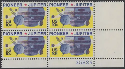 USA Michel 1164 / Scott 1556 postfrisch PLATEBLOCK ECKRAND unten rechts m/ Platten-# 35824 - Pioneer-Programm zur Erforschung des Planeten Jupiter; Raumsonde Pioneer, Planet Jupiter mit Monden