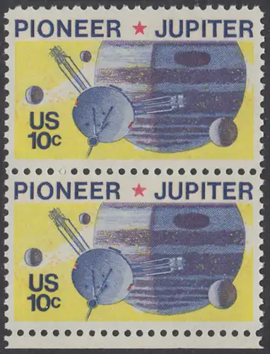 USA Michel 1164 / Scott 1556 postfrisch vert.PAAR RAND unten - Pioneer-Programm zur Erforschung des Planeten Jupiter; Raumsonde Pioneer, Planet Jupiter mit Monden