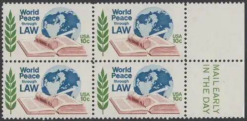 USA Michel 1186 / Scott 1576 postfrisch BLOCK RÄNDER rechts m/ Mail Early-Vermerk - Juristenkongress in Washington, DC; Gesetzbuch und Hammer vor Erdkugel