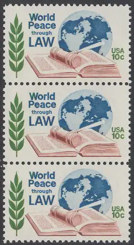 USA Michel 1186 / Scott 1576 postfrisch vert.STRIP(3) - Juristenkongress in Washington, DC; Gesetzbuch und Hammer vor Erdkugel