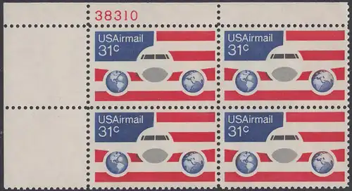 USA Michel 1201 / Scott C090 postfrisch Luftpost-PLATEBLOCK ECKRAND oben links m/ Platten-# 36977 - Flugzeug mit Erdhalbkugeln