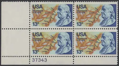 USA Michel 1277 / Scott 1690 postfrisch PLATEBLOCK ECKRAND unten links m/ Platten-# 37343 - Unabhängigkeit der Vereinigten Staaten von Amerika: Benjamin Franklin (1706-1790), 1. Generalpostmeister für Kanada und die USA, Politiker; Landkarte von...