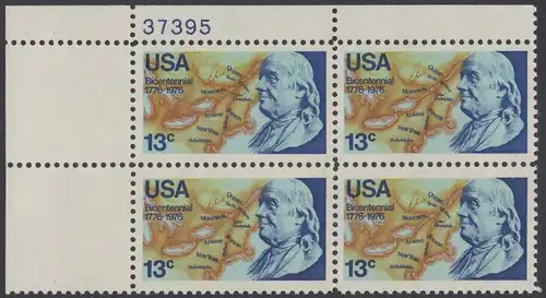 USA Michel 1277 / Scott 1690 postfrisch PLATEBLOCK ECKRAND oben links m/ Platten-# 37395 - Unabhängigkeit der Vereinigten Staaten von Amerika: Benjamin Franklin (1706-1790), 1. Generalpostmeister für Kanada und die USA, Politiker; Landkarte von...