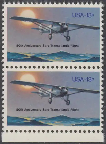 USA Michel 1298 / Scott 1710 postfrisch vert.PAAR RAND unten - 50. Jahrestag des ersten Alleinfluges über den Atlantischen Ozean: Charles A. Lindberghs Flugzeug Ryan NYP „Spirit of St. Louis“