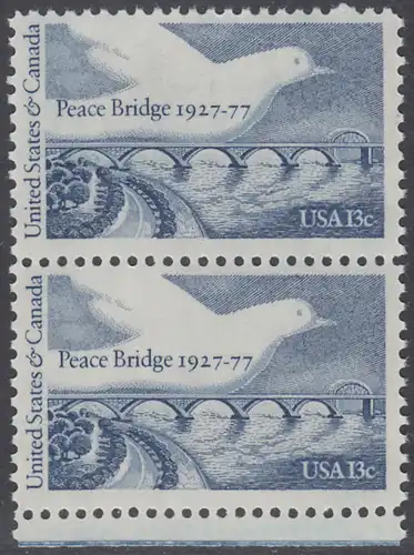 USA Michel 1309 / Scott 1721 postfrisch vert.PAAR RAND unten - Friedensbrücke von Fort Erie, Ontario (Kanada) nach Buffalo, NY (USA); Friedenstaube