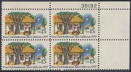 USA Michel 1311 / Scott 1725 postfrisch PLATEBLOCK ECKRAND oben rechts m/ Platten-# 38192 - 200. Jahrestag der ersten zivilen Niederlassung in Kalifornien; Farmhäuser in Alta California 