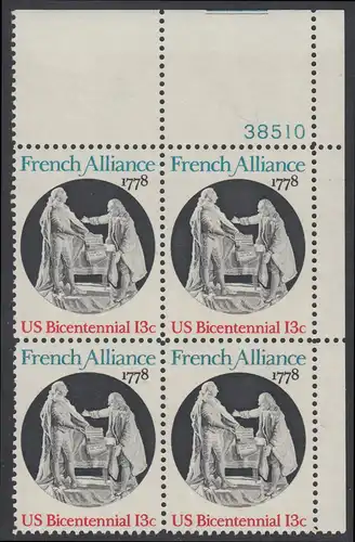 USA Michel 1339 / Scott 1753 postfrisch PLATEBLOCK ECKRAND oben rechts m/ Platten-# 38510 - Unabhängigkeit der Vereinigten Staaten von Amerika (1976): Bündnis mit Frankreich
