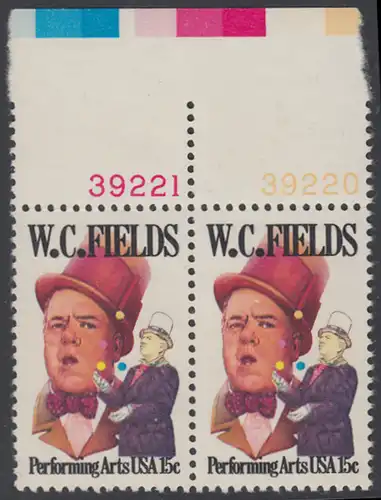 USA Michel 1410 / Scott 1803 postfrisch horiz.PAAR RÄNDER oben m/ Platten-# 39220 - Darstellende Künste und Künstler: W. C. Fields; Schauspieler und Artist, als Jongleur