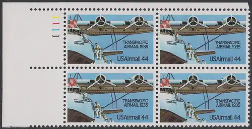 USA Michel 1727 / Scott C115 postfrisch PLATEBLOCK ECKRAND oben links m/ Platten-# 1111 (b) - Luftpost: 50 Jahre Flugpostverbindung über den Pazifik