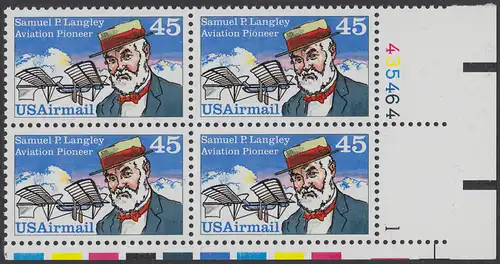 USA Michel 1977 / Scott C118 postfrisch PLATEBLOCK ECKRAND unten rechts m/ Platten-# 1 - Luftpost - Flugpioniere: Samuel P. Langley (1834-1906), Astrophysiker, Flugzeugkonstrukteur; Motorflugzeug Aerodrome No. 5 (1896)