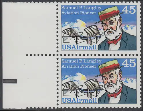 USA Michel 1977 / Scott C118 postfrisch vert.PAAR RÄNDER links (a2) - Luftpost - Flugpioniere: Samuel P. Langley (1834-1906), Astrophysiker, Flugzeugkonstrukteur; Motorflugzeug Aerodrome No. 5 (1896)
