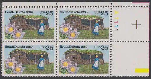 USA Michel 2041 / Scott 2416 postfrisch PLATEBLOCK ECKRAND oben rechts m/ Platten-# A1111 - 100 Jahre Staat South Dakota: Pionierfrau vor Grassodenhaus