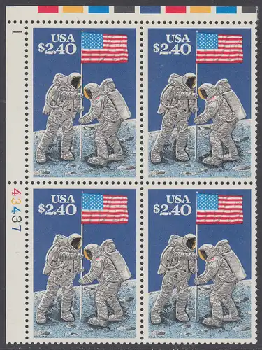 USA Michel 2046 / Scott 2419 postfrisch PLATEBLOCK ECKRAND oben links m/ Platten-# 1-43437 - Schnellpostmarke: 20. Jahrestag der ersten bemannten Mondlandung; Astronauten Neil Armstrong (1930-2012) und Edwin Aldrin (*1930) mit amerikanischer Flagge