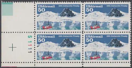 USA Michel 2148 / Scott C130 postfrisch PLATEBLOCK ECKRAND unten links m/ Platten-# S1111 - Luftpostmarke: 30 Jahre Antarktis-Vertrag; Eisbrecher Glacier im McMurdo-Sund, Ross-Insel