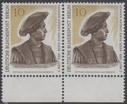 BERLIN 1967 Michel-Nummer 303 postfrisch horiz.PAAR RÄNDER unten - Berliner Kunstschätze: Büste eines jungen Mannes