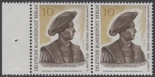 BERLIN 1967 Michel-Nummer 303 postfrisch horiz.PAAR RAND links - Berliner Kunstschätze: Büste eines jungen Mannes